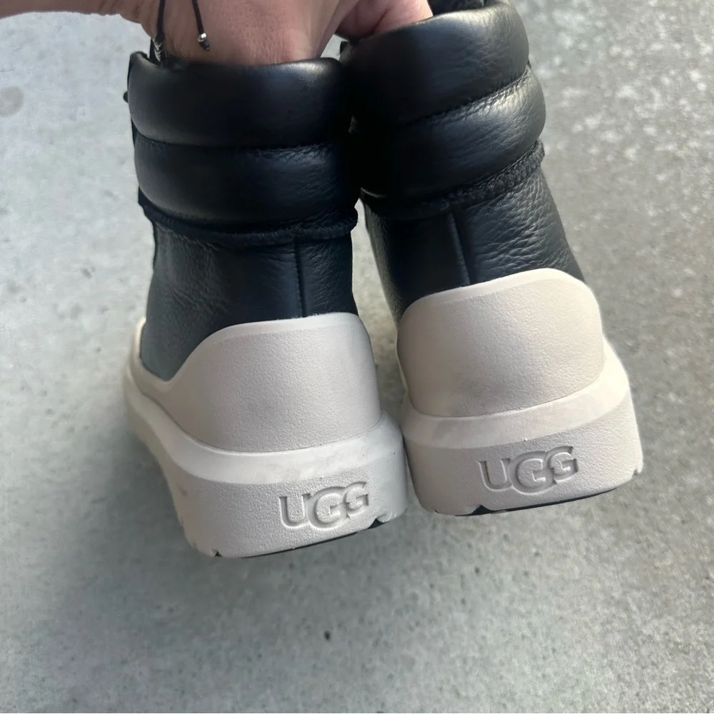 UGG NWT Neumel High Weather Hybrid black lace up winter boot womens 6 / kids 4 - Picture 4 of 8